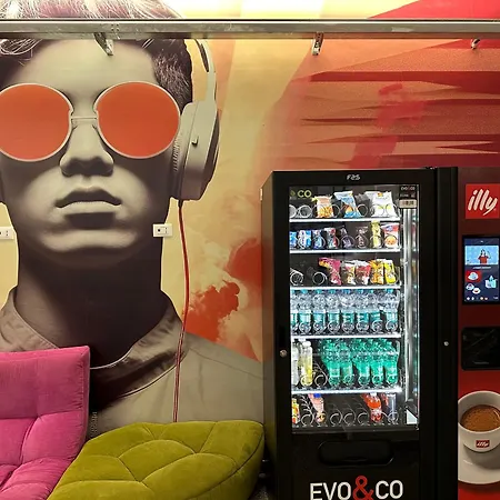 Cconforthotels Host * Bari