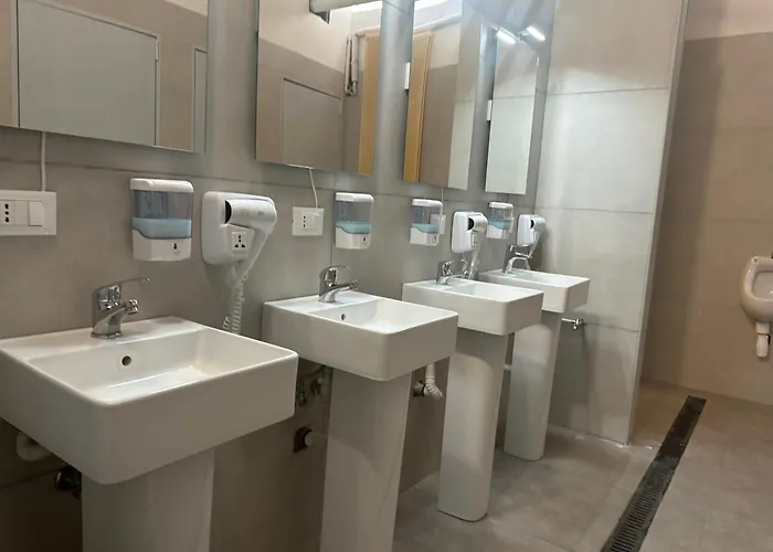 Cconforthotels Host Hostel *