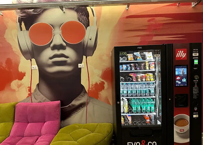 Cconforthotels Host Bari