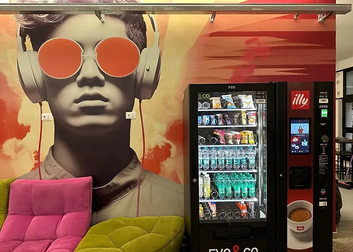 Cconforthotels Host * Bari