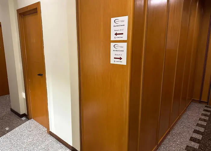 Hostel Cconforthotels Host Bari