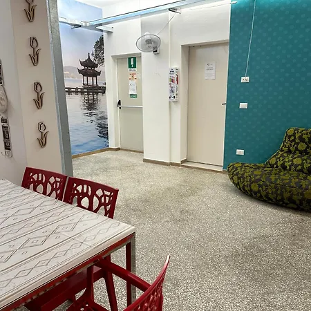 Cconforthotels Host Bari