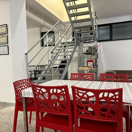 Cconforthotels Host Hostel Bari