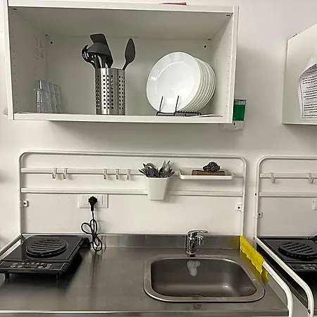 Cconforthotels Host