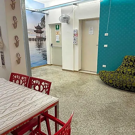 Hostel Cconforthotels Host *